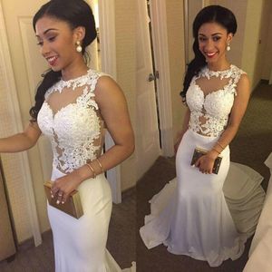 Aftonklänningar Slitage 2016 Jewel Neck White Lace Appliques 2K16 Prom Dress Mermaid Illusion Sheer Back Long Court Train Formal Party Gowns