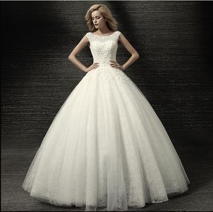 Luxury Newest Design Scoop Beautiful Wedding Dress Lace Flower Applique Corset Tulle Skirt Bridal Gowns