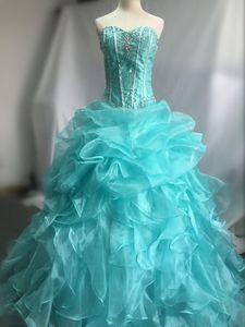 2021 Новое шаровое платье Quinceanera платья с органзами блестки с бисером кружева вверх по сладкому 16 платья для вечеринок Quinceanera Stock Размер: 2-16