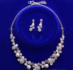 2019 ny koreansk stil brud smycken halsband earclip örhänge set tjej prom cocktail party kväll rhinestone pärlor i lager billigt 1106