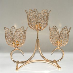 Top rated gümüş / altın kaplama 3-arms metal ev dekorasyon veya düğün için kristal ile mumluk, lotus şamdan