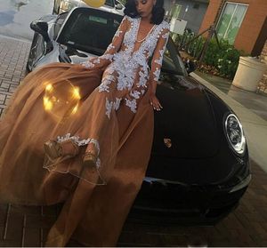 Popular Lace Applique Prom Dresses Brown Illusion Long Sleeve Deep V Neck Overskirt Evening Gowns Saudi Arabic Formal Party Dresses