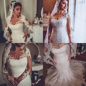 2017 Eleganti abiti da sposa sirena per la sirenetta Vintage Gioiello Sheer Maniche lunghe Appliques per perle da spiaggia abbottonate Abiti da sposa personalizzati personalizzati