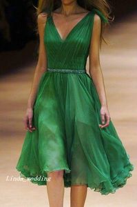 Deep V Neck Emerald Green Cocktail Dress Alexander M. Knee Length Chiffon Beaded Formell Party Dress