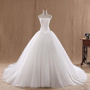 Wholesale weddings free resale online - High Quality Hot Sale Tulle Puffy Lace Ball Gown Strapless Big Wedding Dress Heavy Bridal Dress For Wedding Events yo83