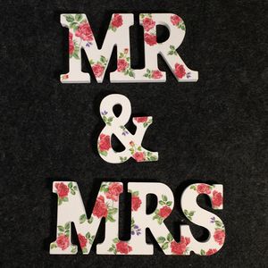 2017 New Wood Wedding Decorations in Floral MR & MRS Style High Quality Custom Made Wood Letters for Weddings