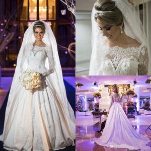 Glamorous Biała Koronkowa Linia Suknie Ślubne 2016 Bateau Długie Rękawy Aplikacja Sweep Pociąg Custom Make Winter Bridal Suknie PO40