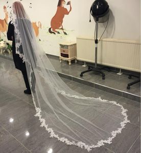 Nieuwe elegante zachte tule romantische 1t applique rand zonder kam lvory witte bruiloft sluier kathedraal bruids sluiers 3m lengte