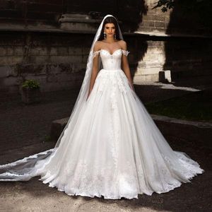 2016 Fora Do Ombro Requintado Vestidos De Casamento Frisado Lace Applique Vestidos De Casamento Voltar Zipper Sem Véu Barato Custom Made Vestido De Noiva