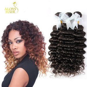 Brasiliansk djupvåg Curly Hair Weaves buntar obearbetade peruanska malaysiska indiska mongoliska djupa lockiga mänskliga hårförlängningar naturlig färg