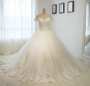 Off The Shoulder Short Sleeves Luxury Wedding Dress Long Train Tulle Applique Beaded Ball Gowns Lace-up White Vintage Real Dress