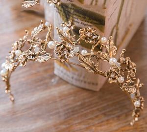Vintage Gold Baroque Crowns For Party Pearls Wedding Crown Tiaras With Plant Pattern Cheap Bridal Headpiece Flowers Crown Headband239S
