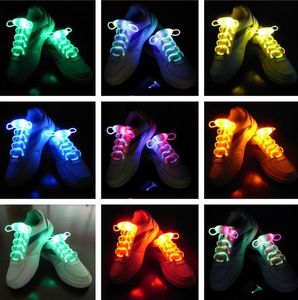 Moda LED Flash Light Up Cadarços Brilho Vara Strap Shoelaces Xmas Decoração Shoestring Disco Party Patinação Presente