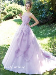 Freies Verschiffen Lavendel Ballkleid Schatz Sleeveless Organza Sweep Pinsel Zug Kleider Hochzeitskleid Brautkleider Quinceanera Kleid Frauen