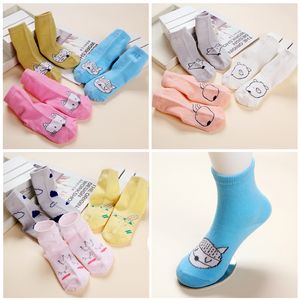 Bahar Güz Stil Çocuk Çorap Karikatür Pamuk Bebek Çorap Çocuklar Için Sevimli Kedi Tilki Desen Ayak Bileği Çorap 20 Pairs / renk