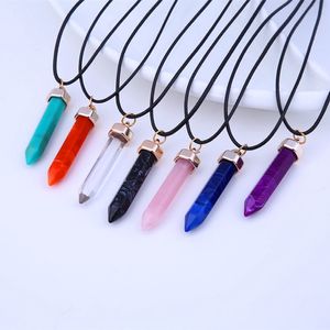 Fashion Bullet Form Natural Stone Pendant Halsband Hexagonal Prism Quartz Turkos Kristall Gems Smycken För Kvinnor Män Guld / Silver