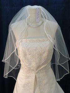 Best Sale Whtie Ivory Wedding Veil Champagne Elbow Length Ribbon Edge Bridal Veil With comb