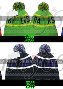 10 sztuk Brand New Boże Narodzenie Winter Man Boy Football Woolen Beanie Hat Ladies List Cap Kobieta Zachowaj Ciepłe Czapki Moda Pasek Czapka 11Colors