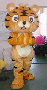 2018 venda Quente Adorável King Tiger dos desenhos animados boneca Mascot Costume Frete grátis