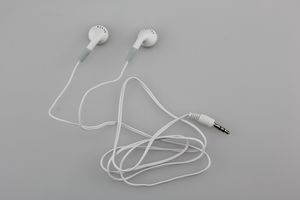 Wholesale used headset for sale - Group buy white Cheapest disposable earphones headphone headset for bus or train or plane one time use