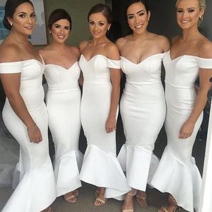 Tanie Syrenki Długie Suknie Druhna Off Ramię Satynowe Suknie Wieczorowe Wysokie Ruffles Plus Size Maid of Honor Party Suknie