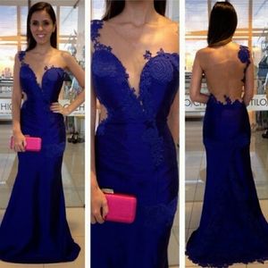 Um ombro estilo sereia baile de formatura com apliques de renda sem mangas vestidos de noite sheer back trem varredura feito sob encomenda vestido de festa formal