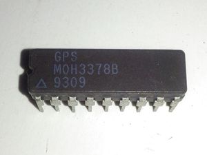 MOH3378B。 MOH3378、CDIP18、デュアルインライン18ピンディップセラミックパッケージ。電子部品GPS集積回路IC
