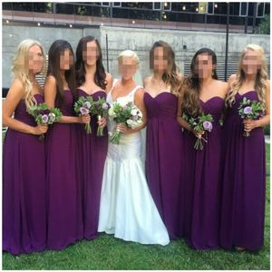 Eleganckie purpurowe sukienki druhny Długie Sweetheart Ruched Brides Maid Gown Plus Size Tani