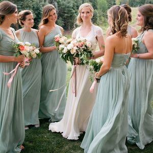 Fantastiska Sage Bridesmaid Dresses Country Style Beach Garden Wedding Party Long Bridesmais Gowns One Shoulder Halter V Neck Stropless Styles