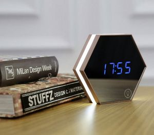 Atualizar moda Espelho e LED Despertador despertador Touch Control LEVOU luzes da noite display de mesa eletrônica Digital relógios de mesa