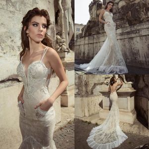 Julie Vino 2019 Abiti da sposa Completo in pizzo con applicazioni di perline Scollo profondo Abiti da sposa senza schienale Sweep Train Abito da sposa a sirena