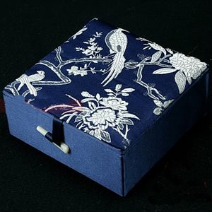 High Quality Cotton Filled Gift Box Bracelet Case Display Box Decorative Packaging Chinese Floral Silk Brocade Craft Cardboard Jewelry Boxes