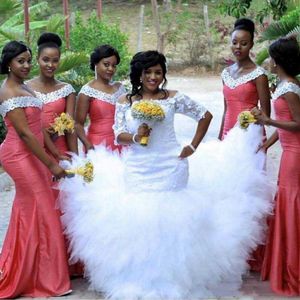 물 멜론 긴 신부 들러리 드레스 2017 어깨 너머 레이스 새틴 인어 명예 가운 하녀 나이지리아 여성 웨딩 게스트 드레스