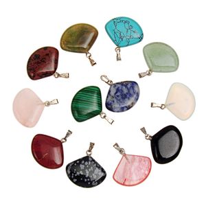 Sólida Pedra Natural Setor Shell Em Forma de Leque Pingentes Encantos Jóias Finas Sortidas de Cura Cristal Gems Rose Quartz Contas De Opala Cor Aleatória