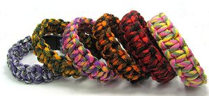 1200pcs Nya Mix Colors Du väljer självrescue Paracord Parachute Cord Bracelets Survival Armband Camping Travel Kit