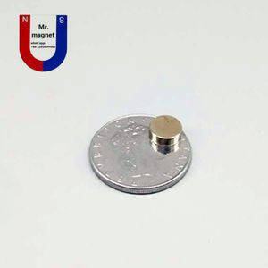 100st 8mm x 3mm Super starka magnet D8x3mm Magneter 8x3 Magnet 83 D83 Permanentmagnet 8x3mm sällsynt EarT H8MMX3mm Magnet