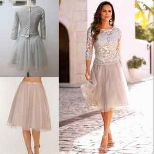 2019年最新の花嫁ドレスレースチュール膝の長さ3 4長袖マザーブライドドレスショートウエディングドレス2292
