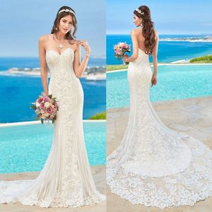 2019 Kitty Chen Lace Wedding Dresses Beads sjöjungfru RACKLESS bröllopsklänningar svep Tåg ärmlös Crystal Beach Brudklänning208h