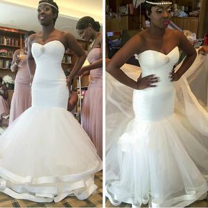 Simple Satin Mermaid Tulle Tiered Skirts Sweetheart Appliques Plus Size Trumpet Wedding Gowns Tiered Skirts Sexy Corset Wedding Dress