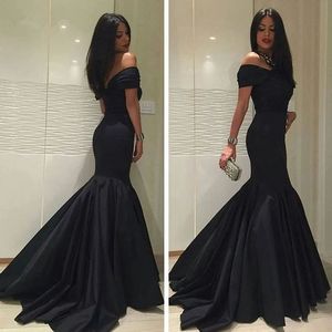 Elegant Black Arabic Party Evening Gowns Sexy Off Shoulders Mermaid Prom Dresses Long Ruched Celebrity Occasion Gowns Custom Made