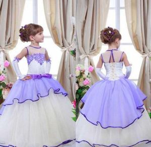 Lavendelweißes kleines Mädchen trägt formelle Kleider für Kinder, Spitze, transparenter Ausschnitt, Ballkleid, Blumenmädchenkleid