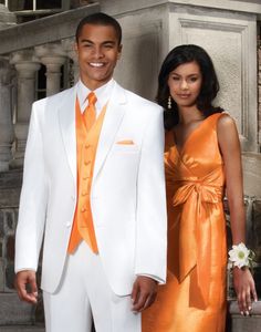 New Design White Groom Tuxedos Groomsmen Best Man Suits Mens Wedding Blazer Suits (Jacket+Pants+Vest+Tie) NO:532