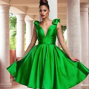 New Emerald Green Cocktail Party Dresses Short Dresses Satin V Neck Dress Vestidos De Noite Para A Festa