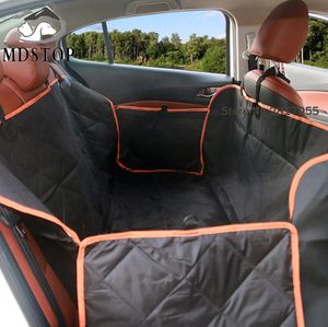 Nonslip Quilded Pet Hammock Wodoodporna tylna pokrywa siedzenia dla samochodów ciężarowych SUV Auto Cat Dogs Pas bezpieczeństwa Protector Mat Koc