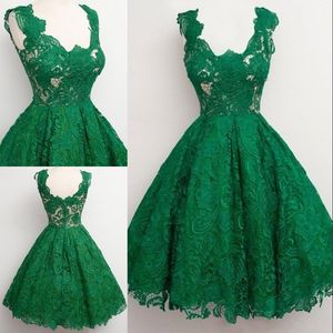 Emerald Green Prom Dress Vestidos Curto De Festa 2019 Długość kolana Suknie Wieczorowe Tanie Suknie Koronkowe Party
