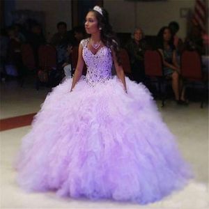 Lawenda Zroszony Suknia Balowa Quinceanera Suknie Sweetheart Dekolt Kryształy Backless Prom Suknie Tulle Cekinowe Dżetki Słodki 16 Dress