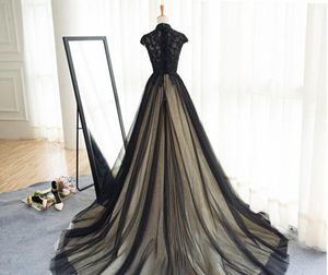 Schwarze Gothic-Brautkleider mit Champagner-Futter, Stehkragen, Spitzenapplikationen, angeschnittene Ärmel, Reißverschluss, Sweep-Zug, Brautkleid, günstig, Br281h