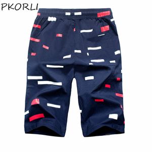 All'ingrosso- Pantaloncini Uomo 2017 Moda estiva Pantaloncini da uomo Casual Stampa in cotone Slim Bermuda Masculina Lunghezza al ginocchio Pantaloncini da spiaggia Pantaloni da jogging