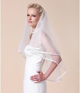 Högkvalitativa brudslöjor med bandkant ELBOW LÄNGD Två lager tyll netting vit/elfenben elegant hotselling bröllop brudslöjor #vl001