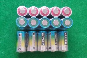 Mercury Free 6V Alkaline Cell Battery 4LR44 476A 4AG13 L1325 A28 f￶r kamerahundstaket i krage